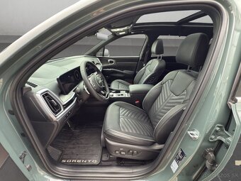 KIA SORENTO 2,2 CRDi A8 DCT AWD PLATINUM 6P - 10