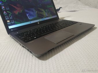 HP ProBook. AMD Radeon. SSD 256 GB. 16GB RAM. - 10