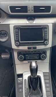 Volkswagen Passat 2.0TDi 125kw DSG Alcantara - 10