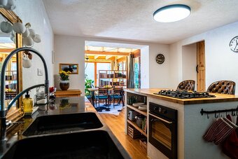 NOVÁČANY-zrekonštruovaný dom, 3xizba, pozemok 659 m2 - 10