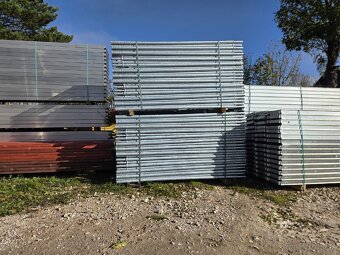 Predám hlavice trojnožky na stavebné stojky - 10