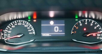 Peugeot 2008 1.2 PureTech 100 Active s DPH - 10