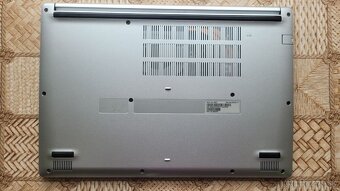 Acer, 15" IPS, 6-jadro, Vega 7, 16gb, ssd, zlava -57% - 10