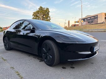 Tesla 3 Highland - 10