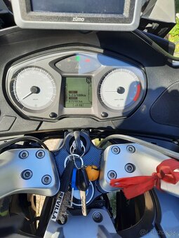 Bmw r1200rt - 10