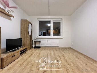 Na prenájom zrekonštruovaná zariadená garsónka na Nábrežnej - 10