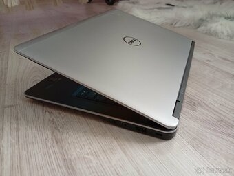 Predám notebook Dell E7440 - 10