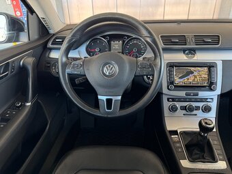 Volkswagen Passat Kombi 2,0TDI TOP výbava - 10