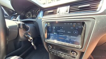 Skoda Rapid Ambition Plus 1.2 TSI - 2014 - 10