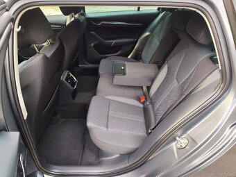 Škoda Octavia Combi 2.0 TDI SCR Style DSG LED Matrix - 10