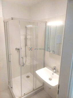 Prenájom moderného 1,5 izbového bytu - 10