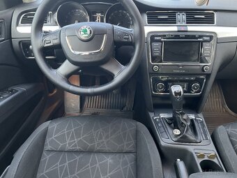 Skoda Superb 2.0 TDI - 10