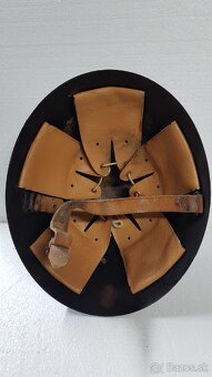 Prilba - 10