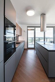 PRENÁJOM - EUROVEA TOWER 3iz luxusný byt - 10