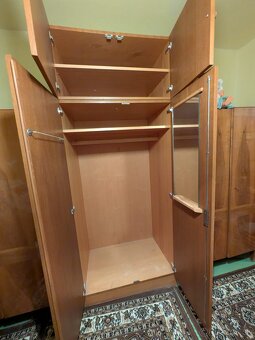 Darujem skrine za odvoz - 10