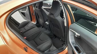 VOLVO S60 1.6 D2 Momentum Drive, 84 kW - 10