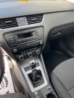 Skoda Octavia 3 Sedan Predfacelift - 10