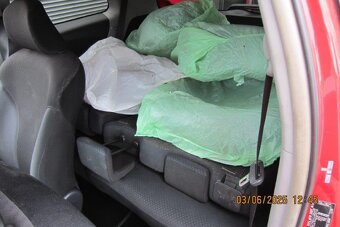 Yaris 1,8 T-sport Lux + 3D - 10