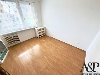 NA PREDAJ VEĽKÝ 3 IZB. BYT S BALKÓNOM, 76M2, UL., UL. L.NOVO - 10