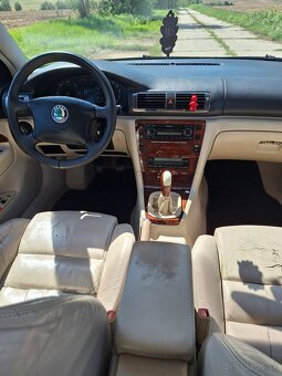 Škoda Superb 2,5TDI V6 114KW 6kvalt manuál - 10