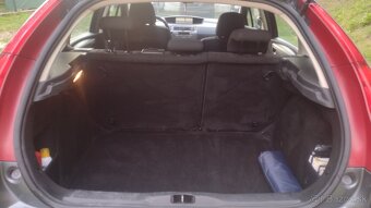 Citroën C4 1.6, 88 kW, 2008, benzín - 10