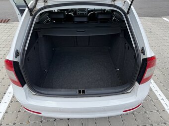 ŠKODA Octavia Combi 2.0 TDI Exclusive rok 2010 - 10