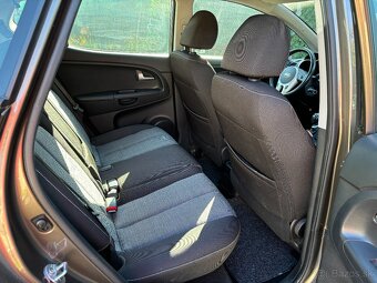 KIA Venga 1.6 CVVT LX - 10