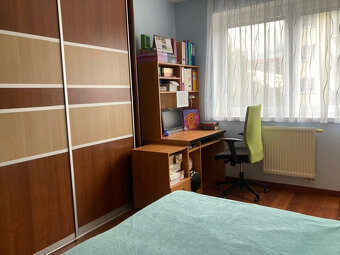 Na prenájom 2 izbový, kompletne zariadený byt v Ilave. - 10