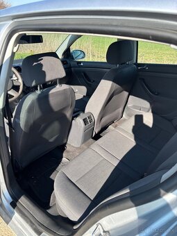 Volkswagen Golf 5 - 10