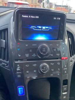 Opel Ampera Plúg-in Hybrid, 2014 - 10