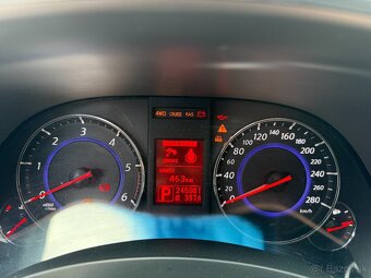 Infiniti FX30dS Premium - 10