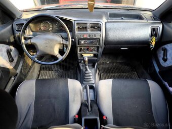 Nissan Almera - 10