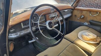 Mercedes-Benz 300 Adenauer - 10