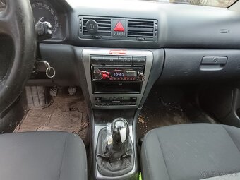 Octavia 1 1.9tdi 74kw ATD combi - 10