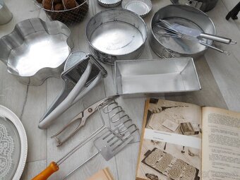 Rozne do kuchyne formy na pečenie, - 10