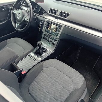 Volkswagen Passat b7 1.6tdi - 10