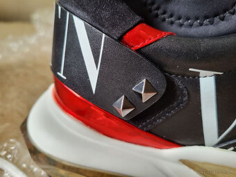 Valentino Garavani Bounce 100% original - 10