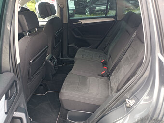 Volkswagen Tiguan, 2.0TDi-110 kw,navi,kamera,r.19 - 10