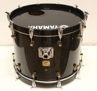 Yamaha Maple Custom Black - 10