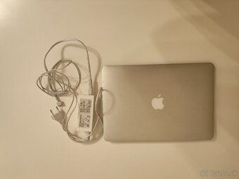 Apple MacBook Air 2014 i-5/8 Gb RAM/256 SSD - 10
