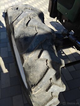 Traktor UTB 200 DT 4x4 - 10