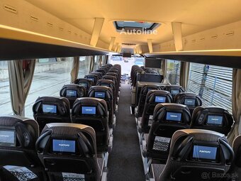 Turistický autobus Neoplan Tourliner - 10