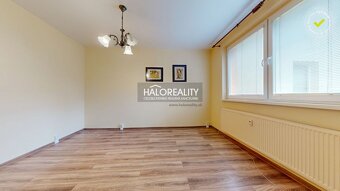HALO reality - Predaj, trojizbový byt Rožňava, J. A. Komensk - 10