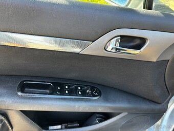 407 SW, 2.0 HDi, 103kWt, 2006 - 10