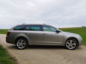 Škoda Octavia Combi 2.0 TDI 110kW Elegance DSG Bi-Xenon/NAVI - 10