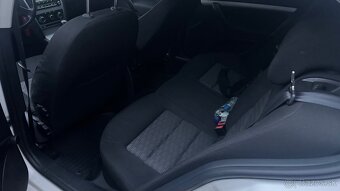 Octavia 2 2010 - 10