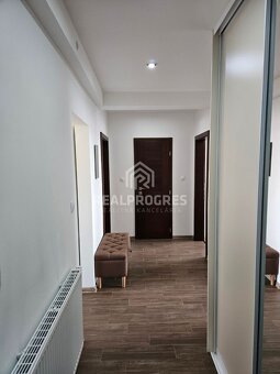 Prenájom 3izbový byt na Zobore s klímou + loggia a bezproblé - 10