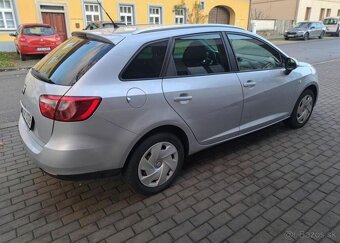 Seat Ibiza 1,6 TDI Style nafta manuál 77 kw - 10