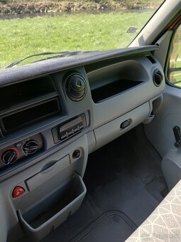 Renault Master 2,5 - 10
