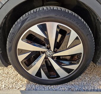 VOLKSWAGEN ID.4 PRO PERFORMANCE 77KWH, TEPELNÉ ČERPADLO - 10